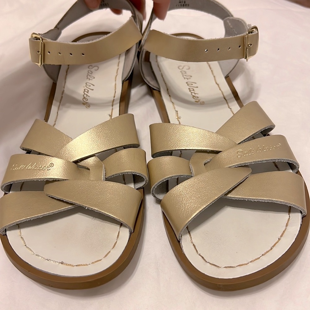 Women’s Saltwater Sandal Originals size 7